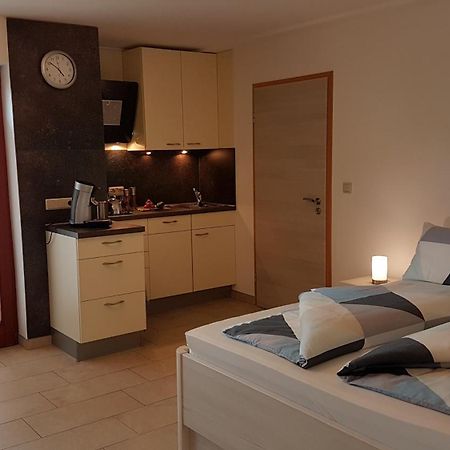 Ferienwohnung Am Betzelhuebel Ottweiler Bagian luar foto