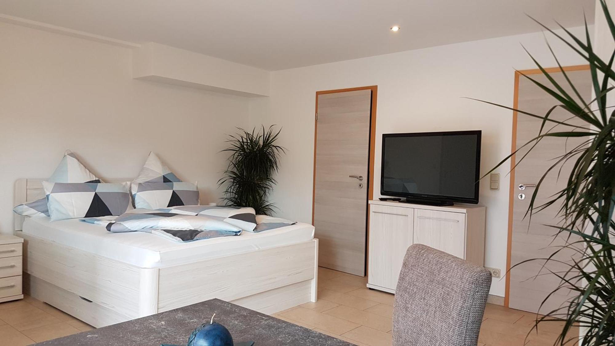 Ferienwohnung Am Betzelhuebel Ottweiler Bagian luar foto